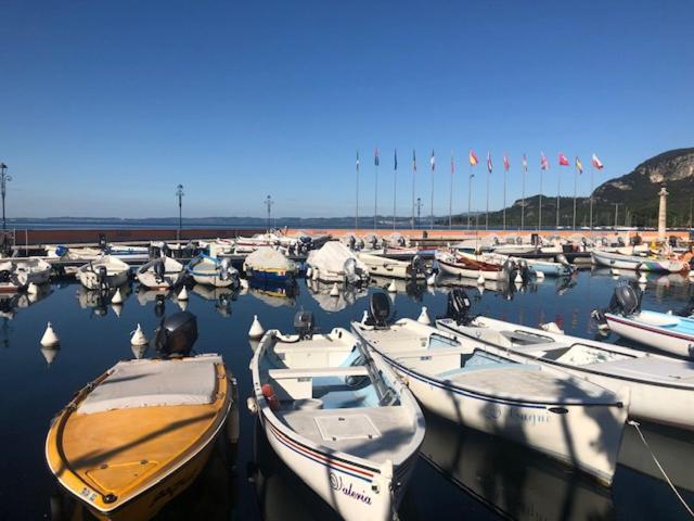 Rta Doria Aparthotel Garda  Luaran gambar