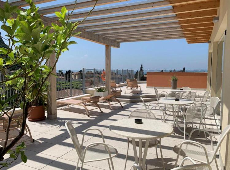 Rta Doria Aparthotel Garda  Luaran gambar