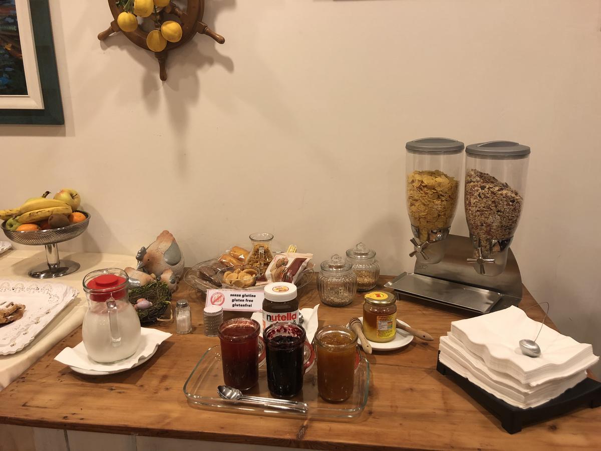 Rta Doria Aparthotel Garda  Luaran gambar